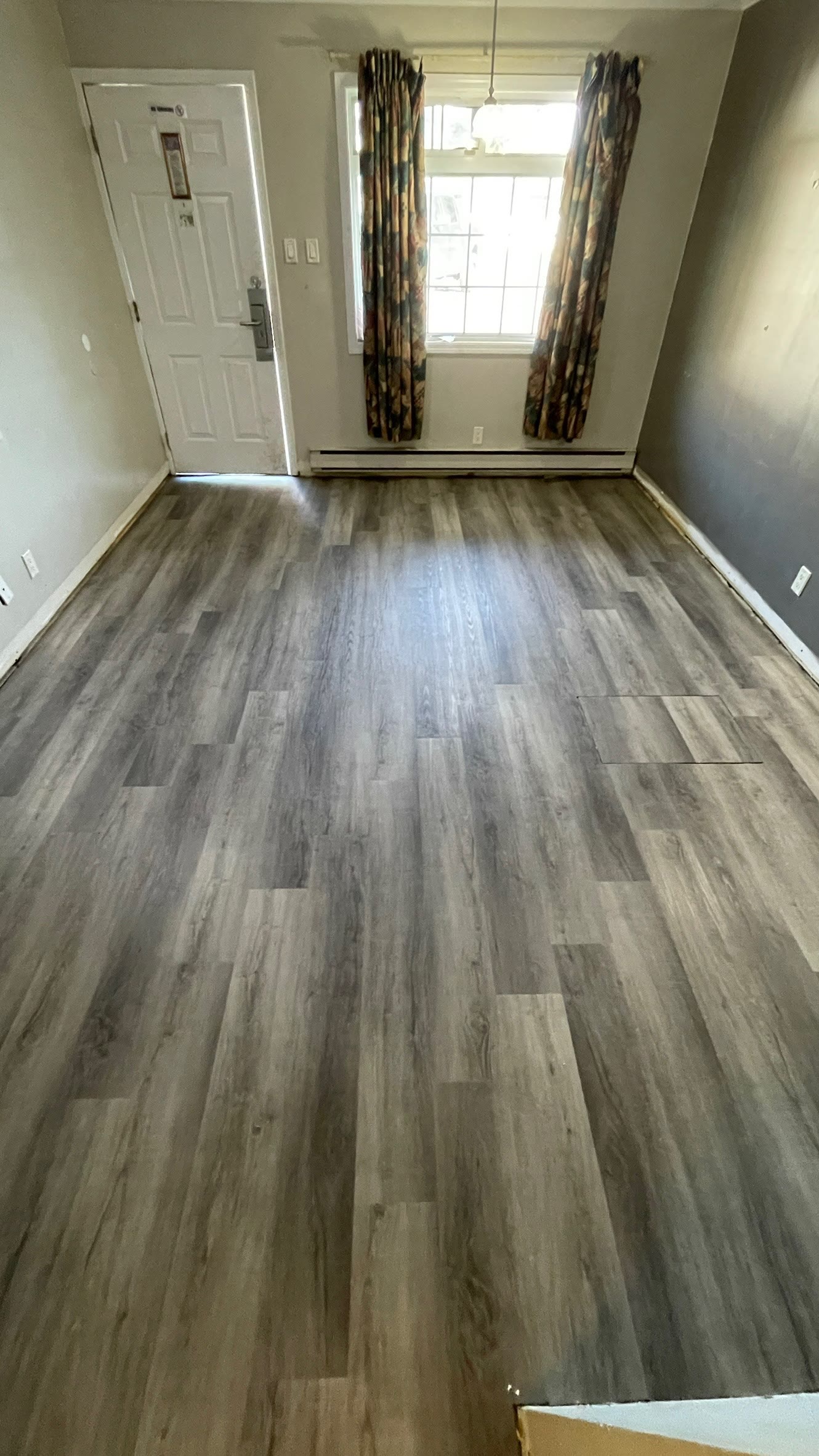 Laminate Flooring Installation in Kelowna BC by Becker Flooring